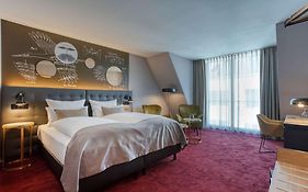 Boutique By Empa